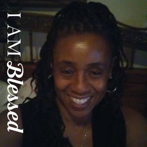 Meet your Posher, Gloria